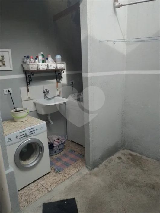 Casa de vila com 3 quartos à venda em Cidade Industrial - PR