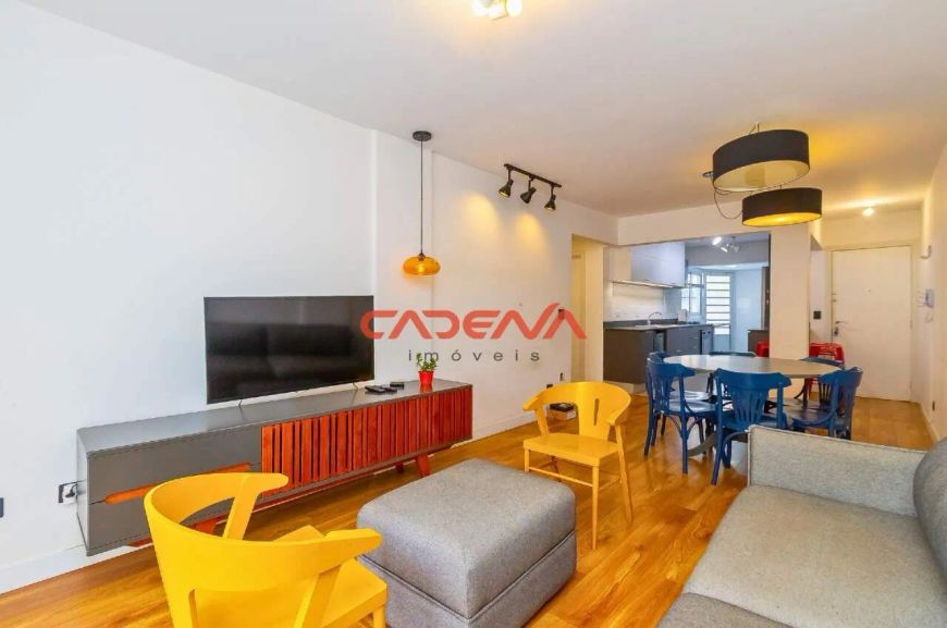 Apartamento com 2 quartos e 1 vaga para aluguel no Água Verde