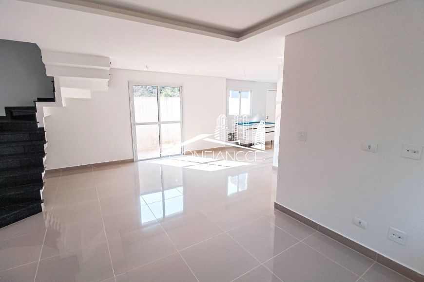 Casa em Condomínio para alugar no Campo Comprido em Curitiba | Confiancce Imóveis