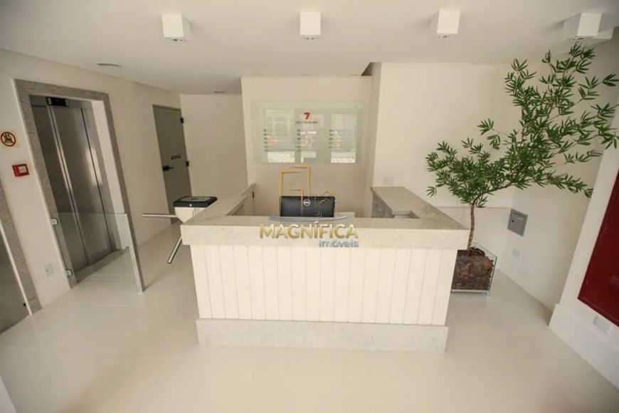 CONJUNTO/SALA COMERCIAL à venda por R$ 451.557,12 no bairro Centro - CURITIBA / PR