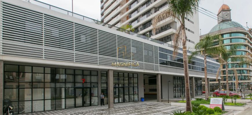 CONJUNTO/SALA COMERCIAL à venda por R$ 451.557,12 no bairro Centro - CURITIBA / PR