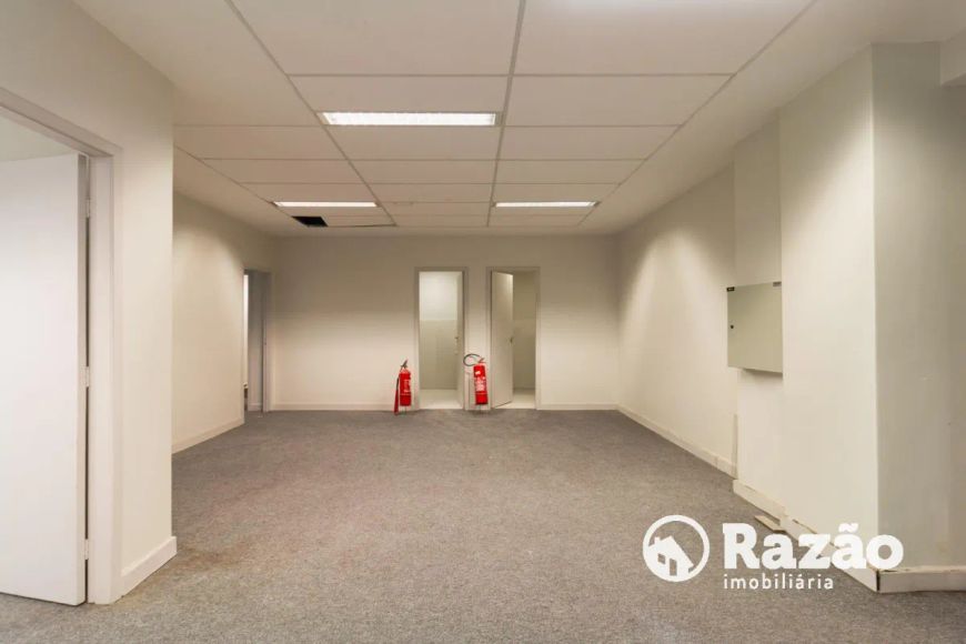 Sala/Conjunto Comercial no Centro de 193,98 m² - 04835.003-RZ