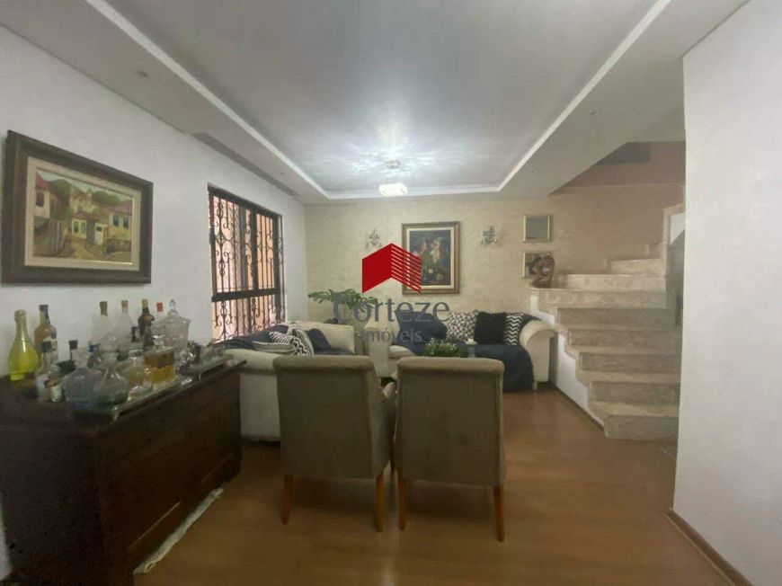 Sobrado com 107,09m² 3 quartos, à venda, no bairro Hauer em Curitiba