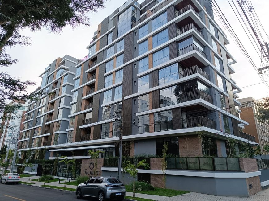 Cobertura alto padrão com 396 metros quadrados e 4 quartos no bairro Bigorrilho - Curitiba - PR