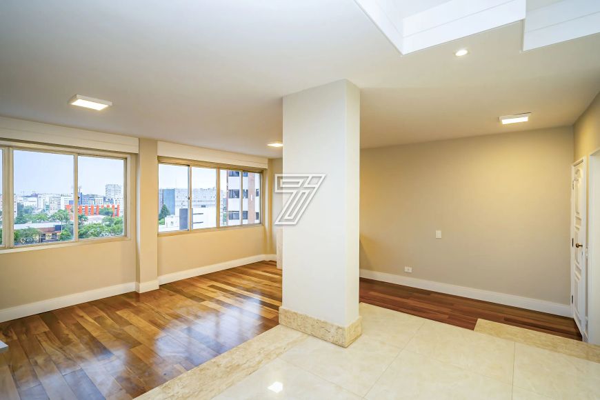 Apartamento todo reformado à venda 142 m - 3 quartos -Batel - Curitiba - PR