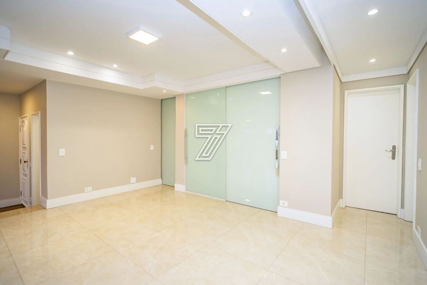Apartamento todo reformado à venda 142 m - 3 quartos -Batel - Curitiba - PR
