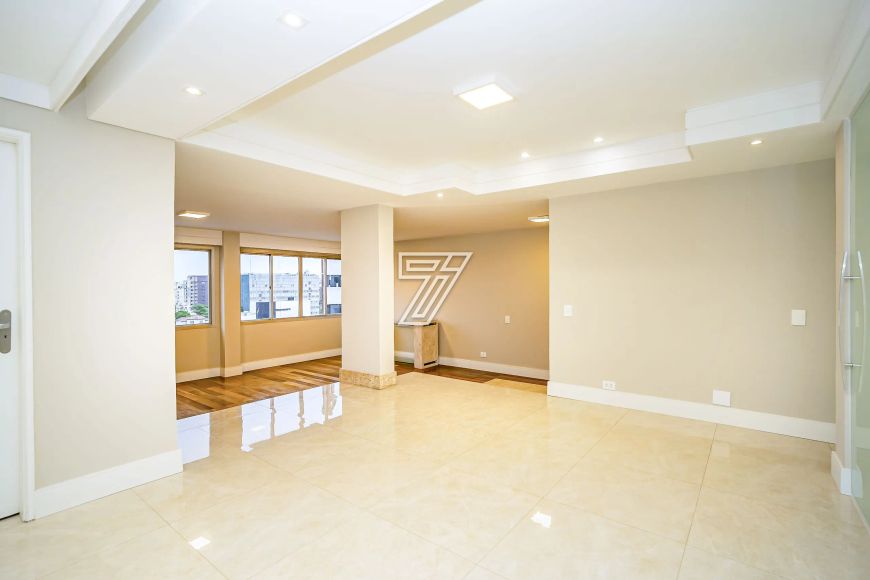 Apartamento todo reformado à venda 142 m - 3 quartos -Batel - Curitiba - PR