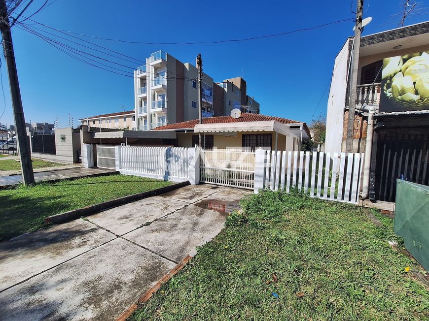 Terreno próximo a UPA do Boqueirão com 15m de testada. Aceita permuta.