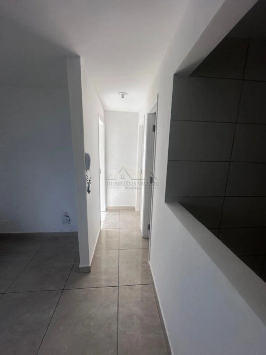 Apartamento localizado próximo ao terminal do Campo Comprido, com 2 dormitórios - 43m2