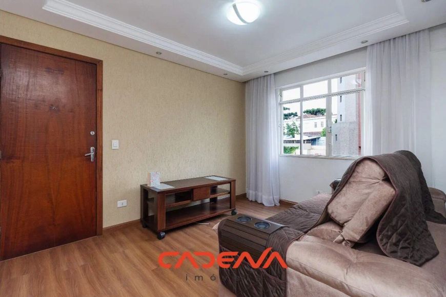 Apartamento com 3 quartos e 1 vaga para aluguel no Batel