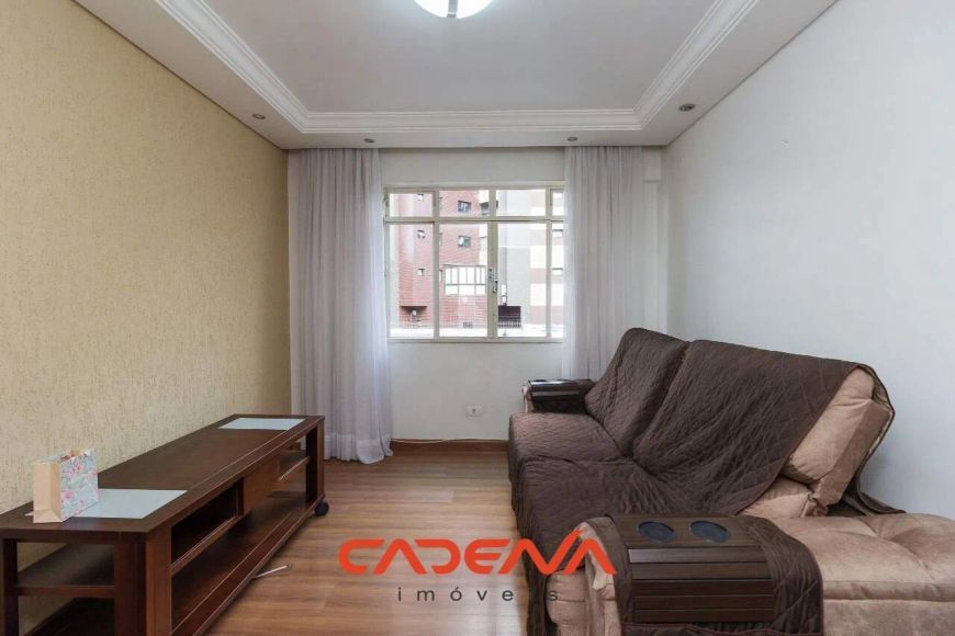 Apartamento com 3 quartos e 1 vaga para aluguel no Batel