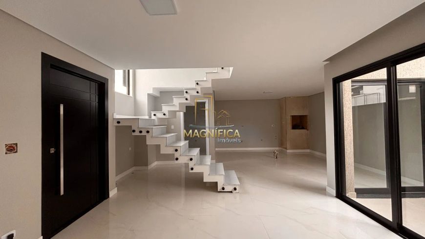 SOBRADO EM CONDOMÍNIO com 3 dormitórios à venda com 250m² por R$ 1.495.000,00 no bairro Santa Cândid