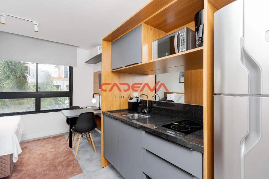 Studio com 1 vaga para aluguel no Rebouças