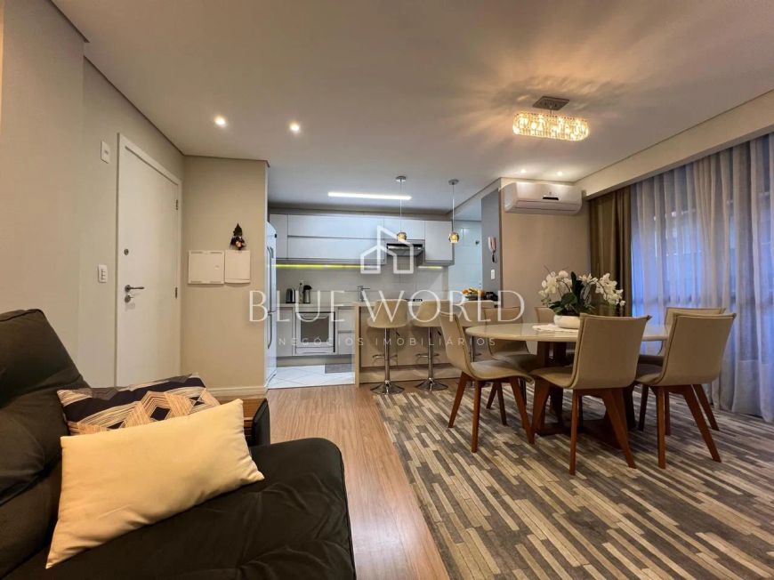 Apartamento com elevador, 70m², 2 quartos no Guabirotuba