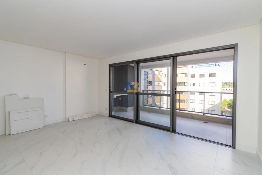 Apartamento 3 Quartos à Venda no Bairro Água Verde | Curitiba