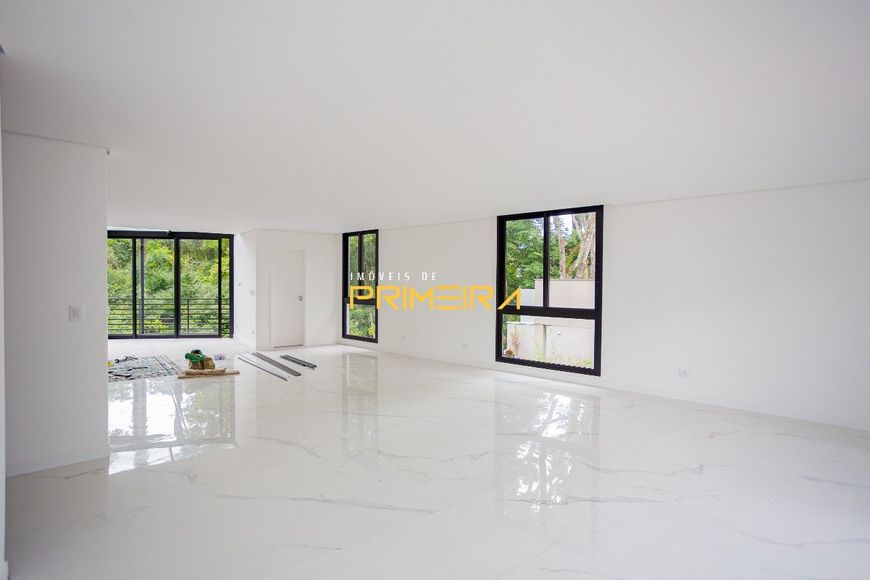 Casa em condomínio no Campo Comprido - 293m² priv. 3 quartos 4 vagas