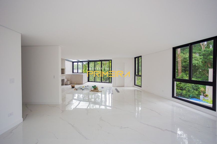 Casa em condomínio no Campo Comprido - 293m² priv. 3 quartos 4 vagas