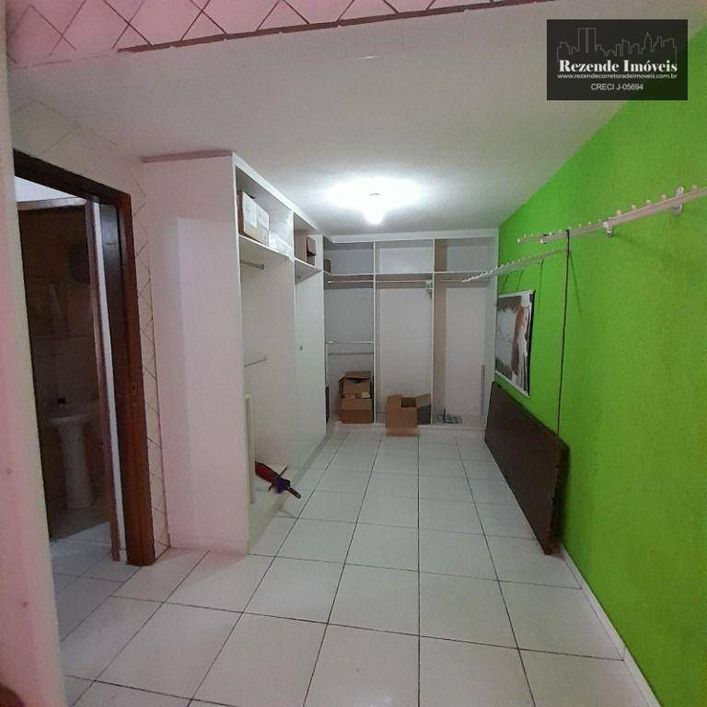 Triplex com loja próximo terminal Caiua