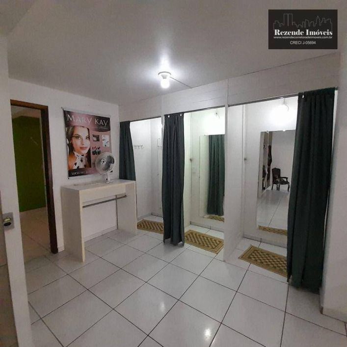 Triplex com loja próximo terminal Caiua