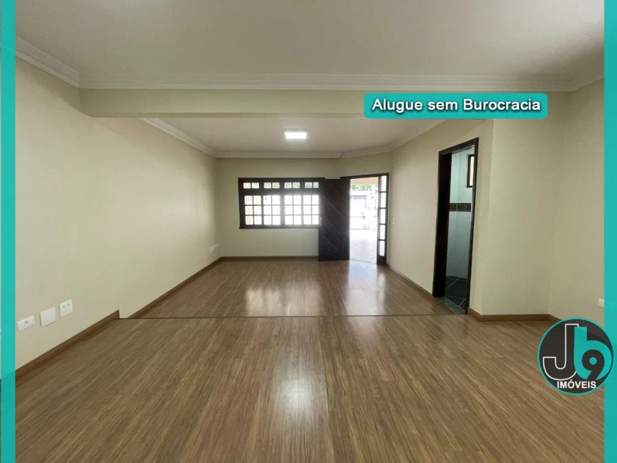 Casa alugar 400m² Tarumã com amplo espaço, 4 dormitórios, sendo 1 suíte, churrasqueira, ático e 4 va
