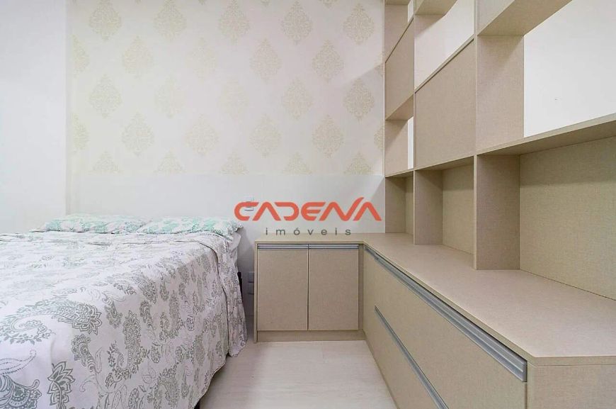 Studio com sacada para aluguel no Centro