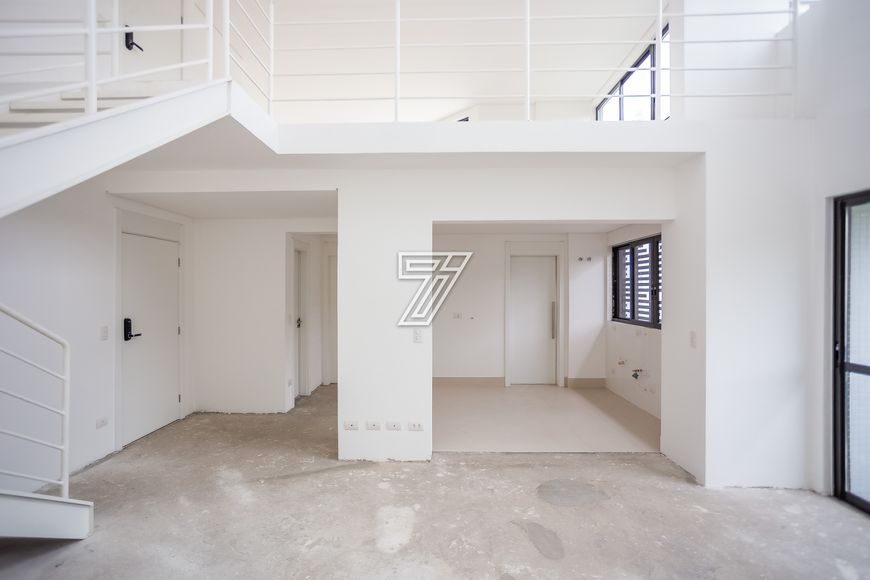Cobertura para venda tem 229 metros quadrados com 3 quartos em Água Verde - Curitiba - PR