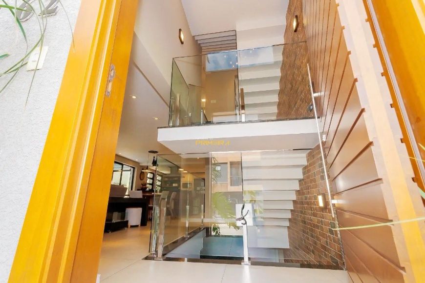 Casa de Luxo no Boulevard Boa Vista: 3 Quartos, Suíte Master com Closet