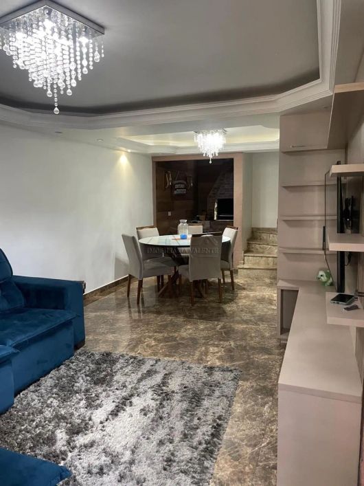 Sobrado à Venda em Curitiba-PR, Bairro Boqueirão 3 Quartos, 2 Banheiros, 2 Vagas ACEITA FINANCIAMENT