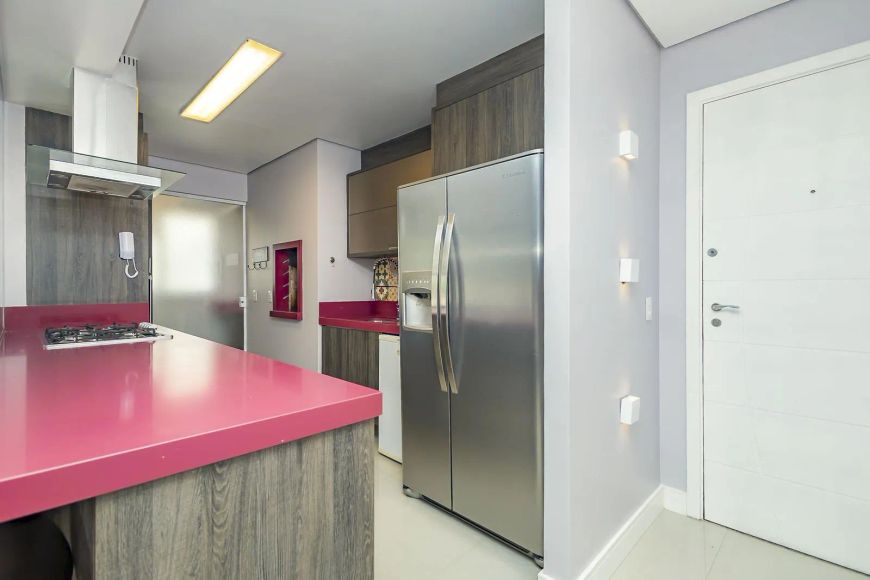 Apartamento mobiliado - Centro Cívico - Curitiba.
