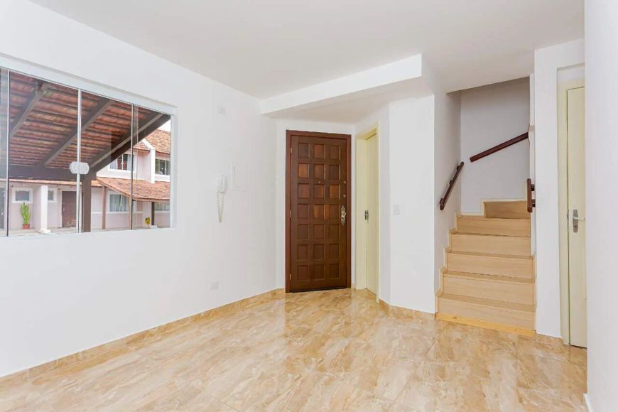 Sobrado para aluguel, 3 quartos, 1 vaga, Bairro Alto - Curitiba/PR