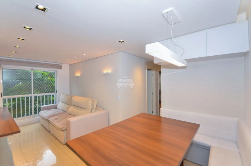 Apartamento desocupado mobiliado