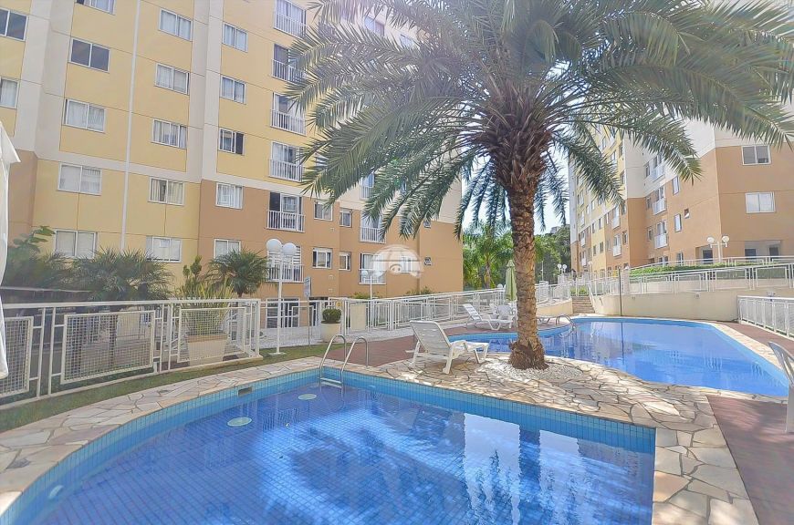 Apartamento desocupado mobiliado