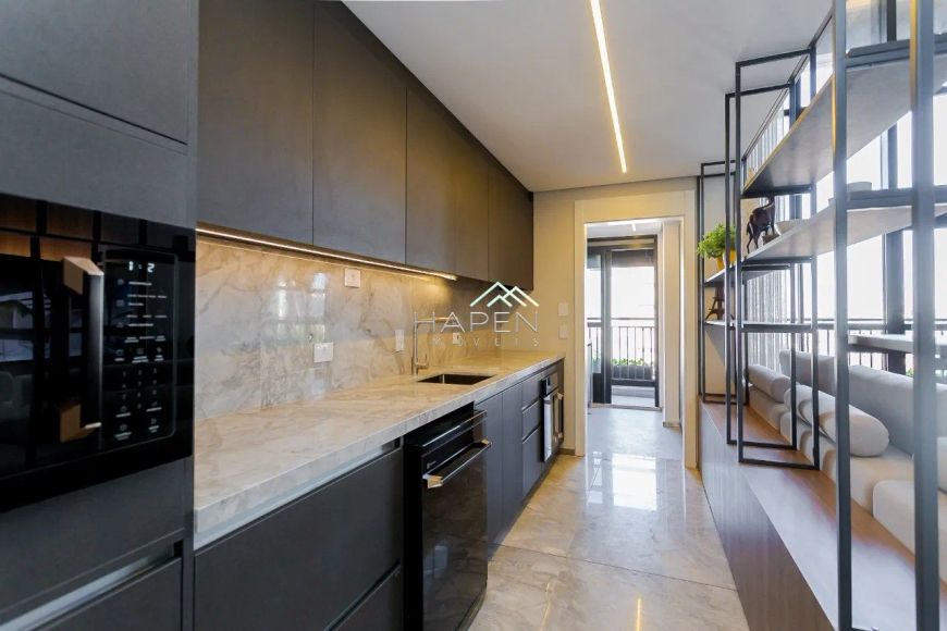 W HOME: Seu apartamento de Luxo no Batel!