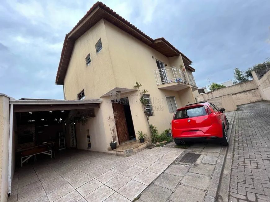 Sobrado com 3 quartos à venda por R$ 499000.00, 86.78 m2 - BOQUEIRAO - CURITIBA/PR