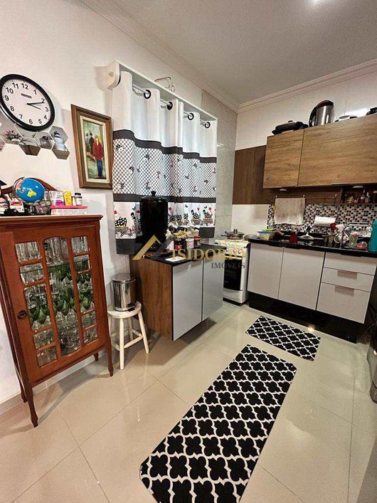 OPORTUNIDADE!!! SOBRADO, 03 QTS, SUÍTE, CHURRASQ, 02 VAGAS