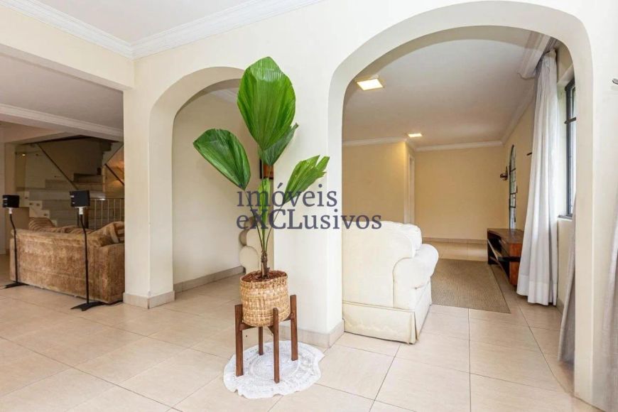 Casa à venda no Condomínio Solar das Flores - Exclusividade e conforto para sua família!