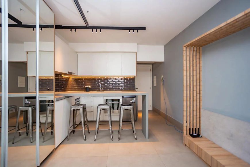 Apartamento Mobiliado no Centro – Curitiba