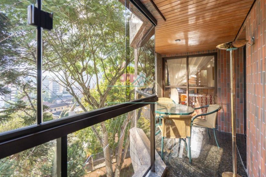 Com vista para as araucárias!!!