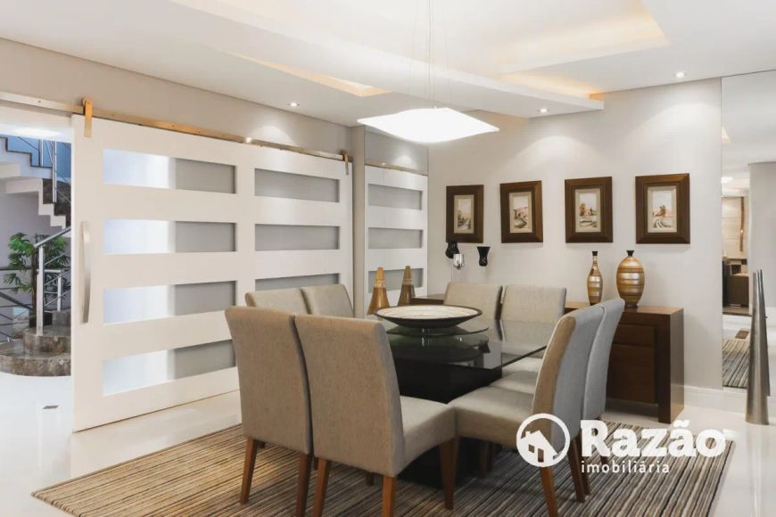 SOBRADO COM 4 QUARTOS - ÁREA TOTAL 434.33m² - UBERABA - REF 5763-RAZÃO