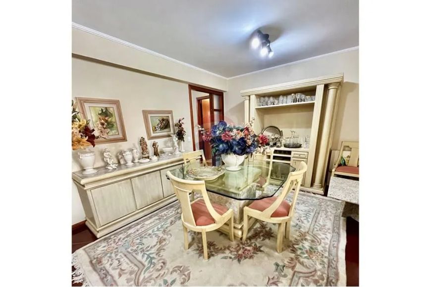 Apartamento à venda no Bigorrilho