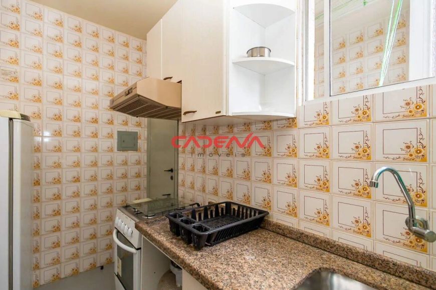 Apartamento com 3 quartos e 1 vaga para aluguel no Água Verde