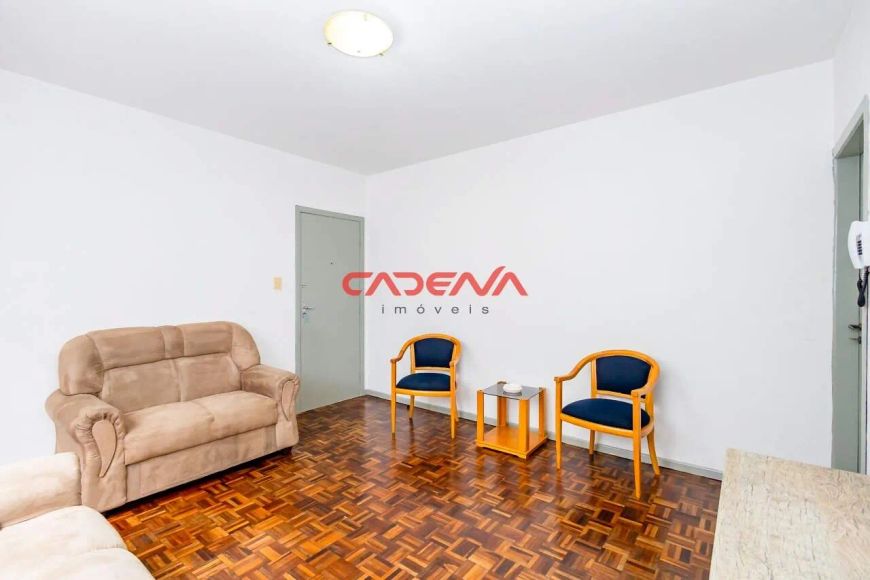 Apartamento com 3 quartos e 1 vaga para aluguel no Água Verde