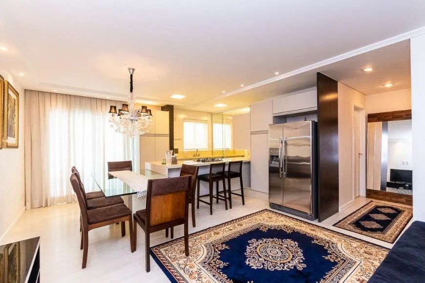 Apartamento com 3 quartos de 212 m² para locação.
