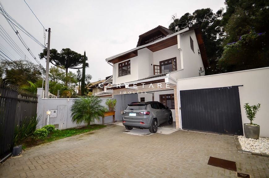 LINDA CASA SEGURA E MODERNA NO UBERABA