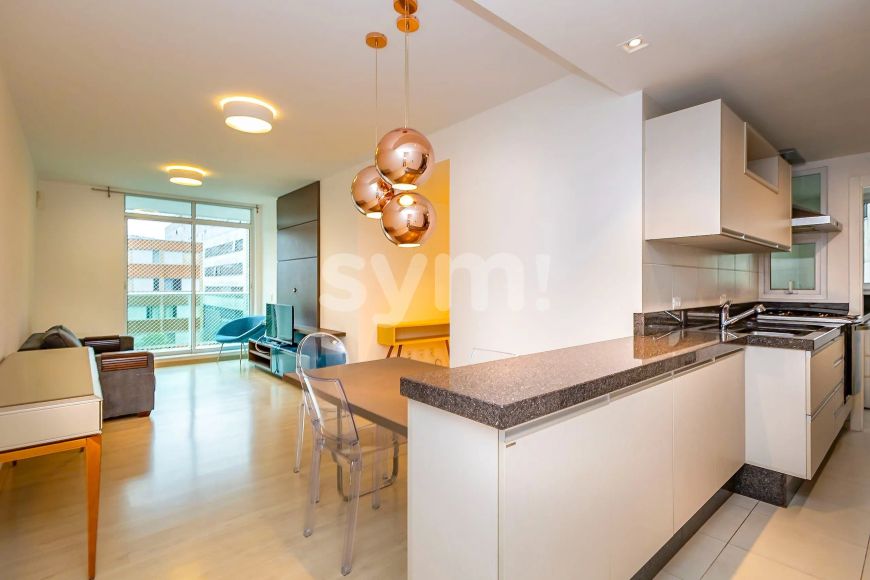 Apartamento mobiliado 03 quartos, Centro Cívico.