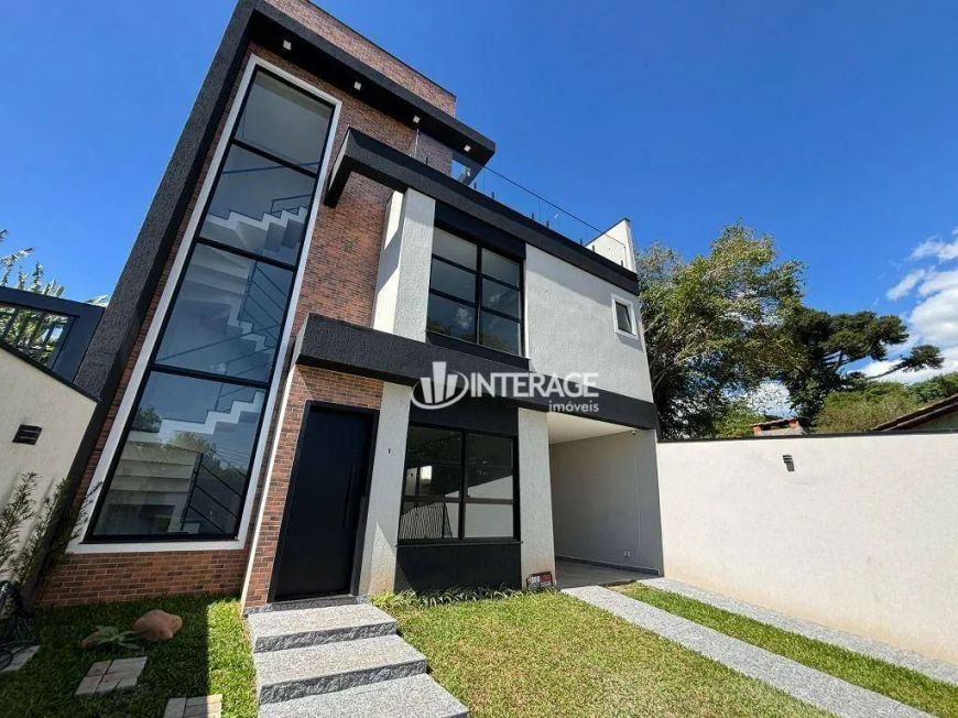 Sobrado com 3 Quartos à venda, 142 m² por R$ 1.100.000 - Santa Felicidade - Curitiba/PR
