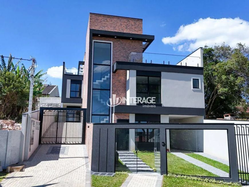Sobrado com 3 Quartos à venda, 142 m² por R$ 1.100.000 - Santa Felicidade - Curitiba/PR