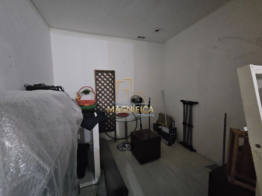 Loja/Ponto Comercial - Água VerdeQue tal instalar sua empresa em um magnífico imóvel em um dos melho