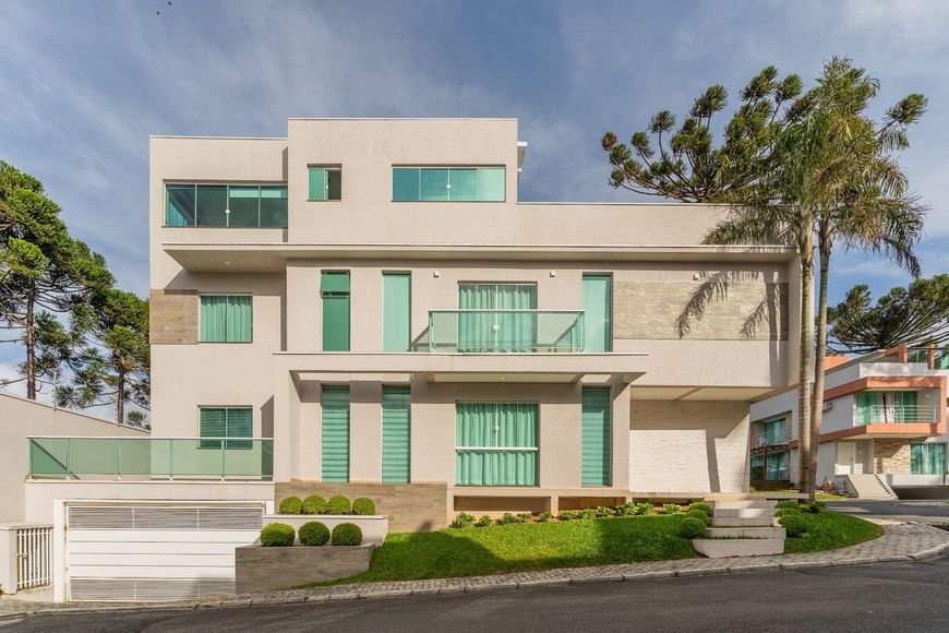 Casa em Condomínio, 04 Suítes, Hidromassagem, Jacuzzi, Terraço com Spa, Bacacheri, Curitiba.