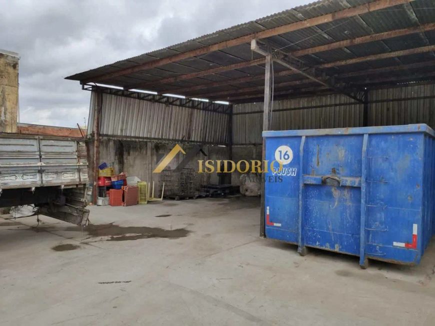 GALPÃO PARA LOCAÇÃO NO CAJURU! 1.000m² DE ÁREA TOTA, ESQUINA